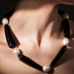 necklace-coco pearl SOLD